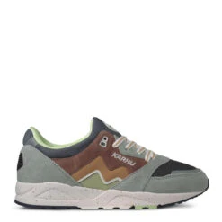 Karhu Aria 95 Trainer Pigeon / Doe
