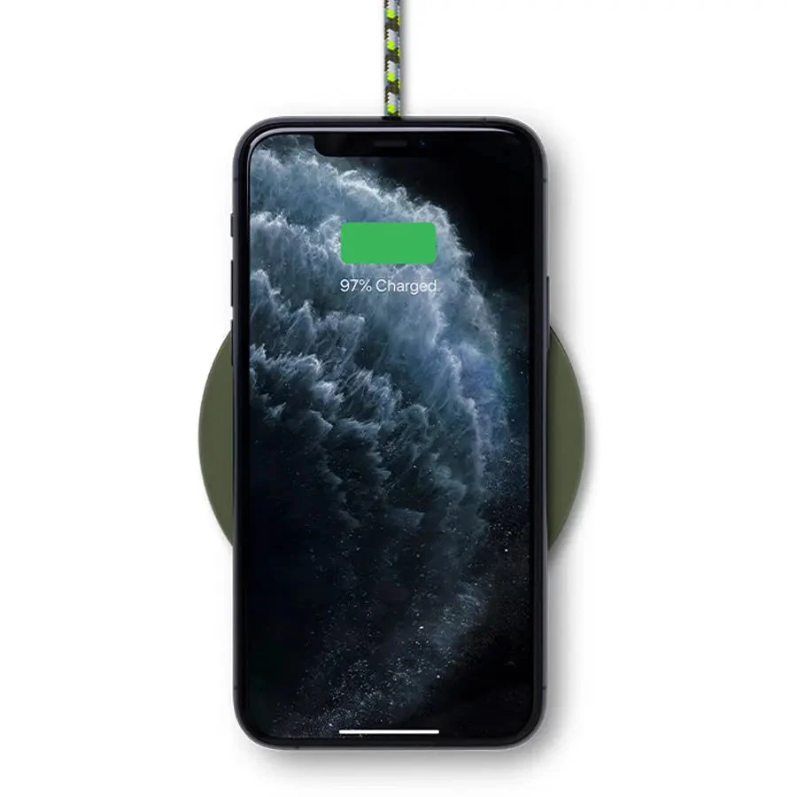Native Union X Maison Kitsune Drop Wireless Charger Green 5 Native Union X Maison Kitsune Drop Wireless Charger Green - Image 3